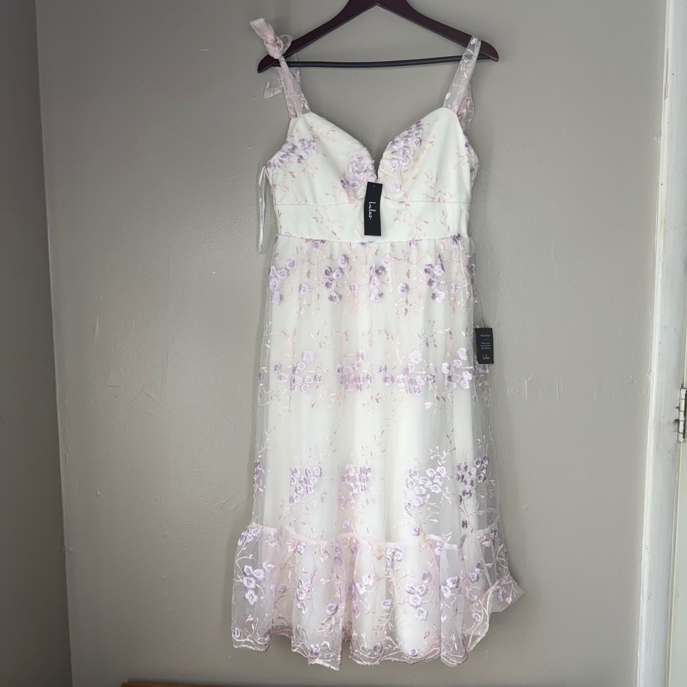 Lulus Garden of Grandeur White Floral Embroidered Tie-Strap Midi Dress Large NWT